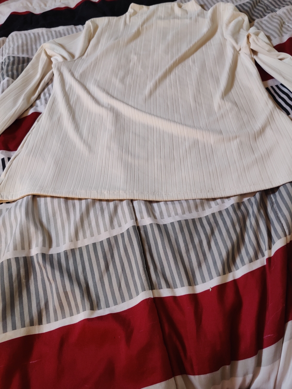 NWOT Cream Ribbed Long Sleeve Top - Picture 9 of 9